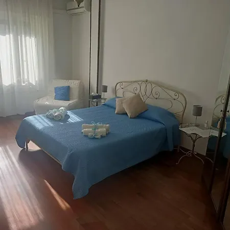 Tra Pirandello E Leopardi 4*