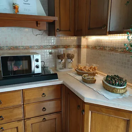 Tra Pirandello E Leopardi Bed & Breakfast