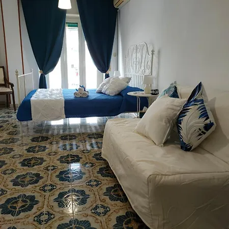 Tra Pirandello E Leopardi