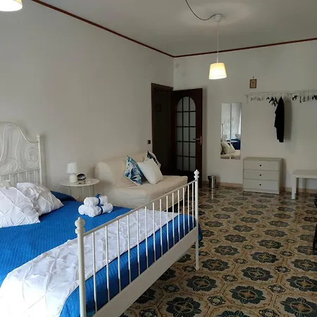 Bed & Breakfast Tra Pirandello E Leopardi