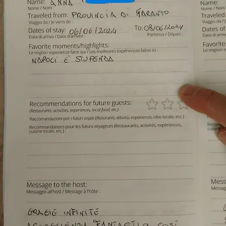 Tra Pirandello E Leopardi Frühstückspension *