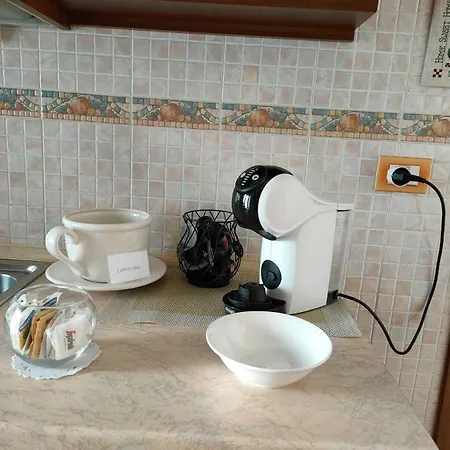 Tra Pirandello E Leopardi 4* 那不勒斯