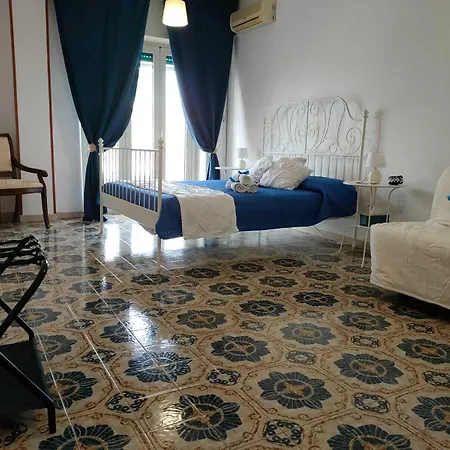 Bed & Breakfast Tra Pirandello E Leopardi