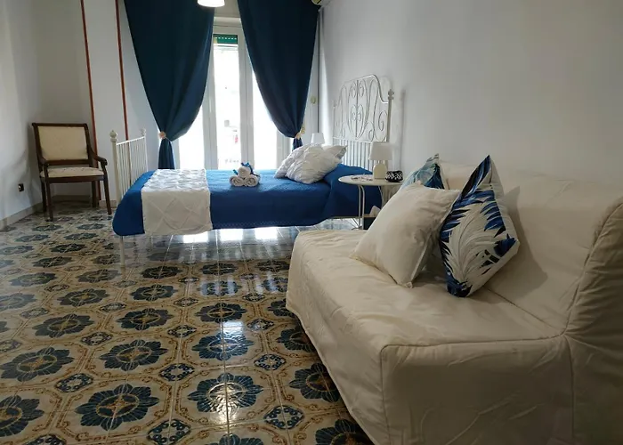 Tra Pirandello E Leopardi