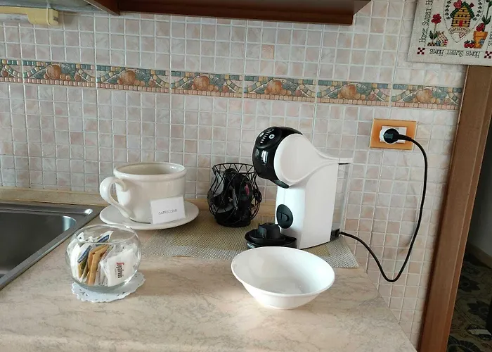 Tra Pirandello E Leopardi 4* נאפולי