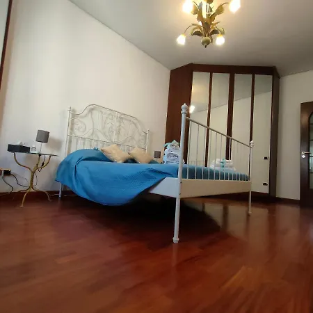 Tra Pirandello E Leopardi Bed & Breakfast